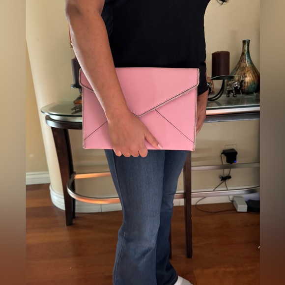 Pink envelope clutch - Picture 6 of 6